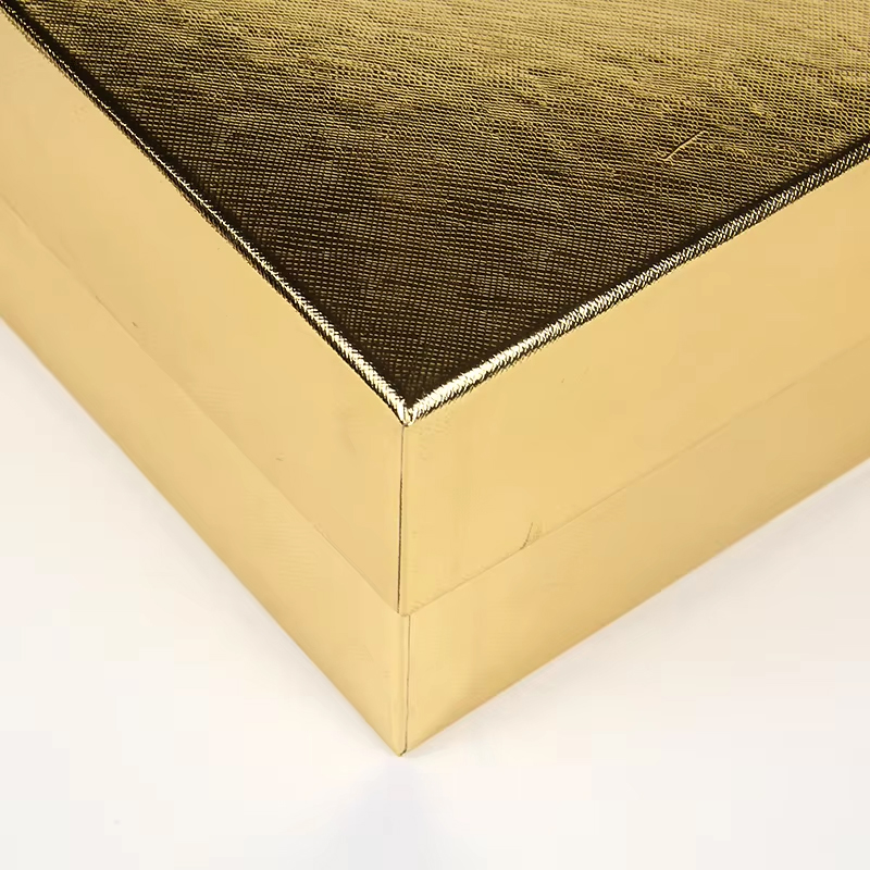 cosmetic packaging box made of metallic cardstock